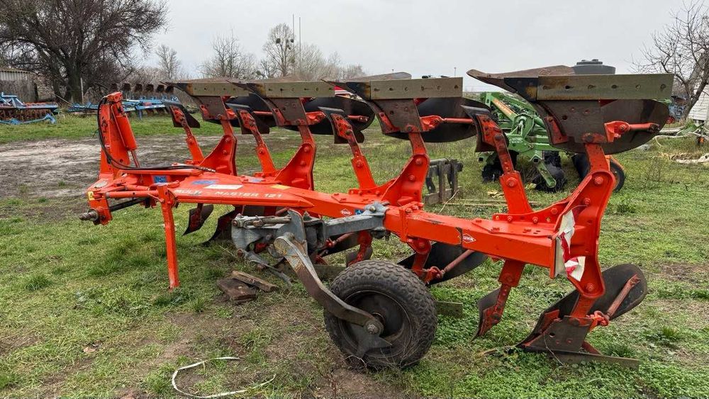 Kuhn Multi Master 121, 4 корп. (3+1)