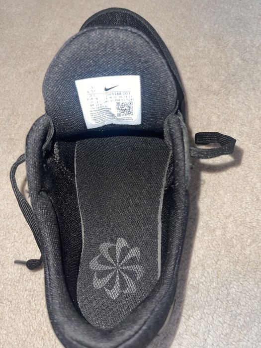 Кросівки Nike AIR MAX MOTIF