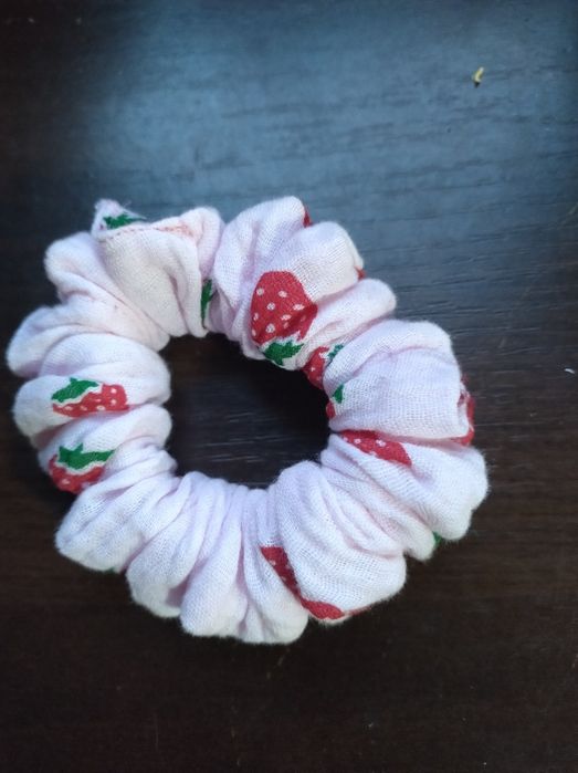 Muślinowa scrunchie