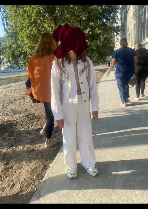 Костюм джинсовый белый