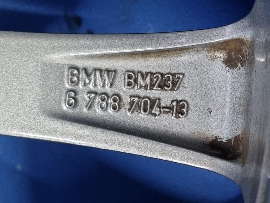 KOMPLET FELG aluminiowych BMW oryginał felgi OEM 19 cali