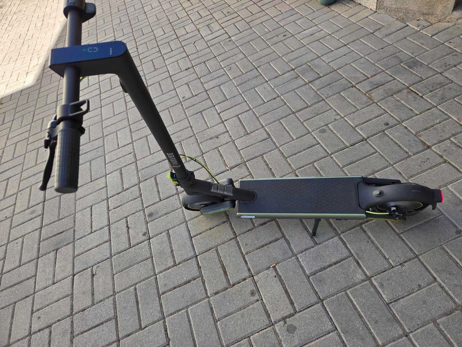 Trotinete Elétrica NAVEE S65