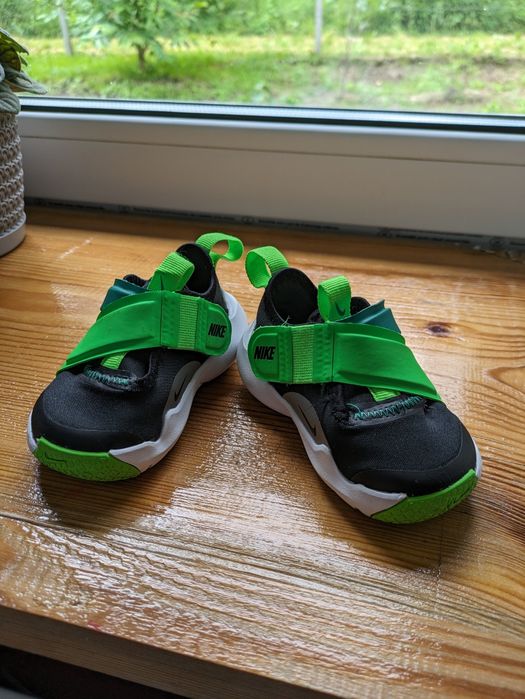 Buty dziecięce Nike Flex advance r.19,5