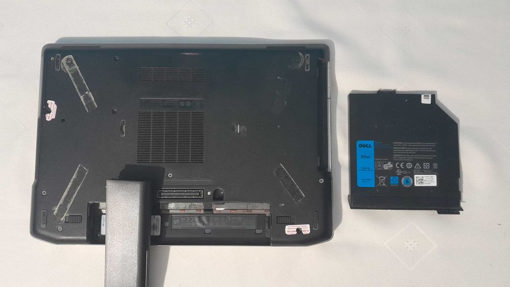 Dell Latitude - E6420 - 4/128 GB