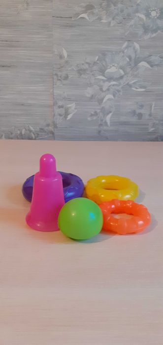 ДОСТАВКА БЕСПЛАТНАЯ!!!Кольца - пирамида от 1-4 лет