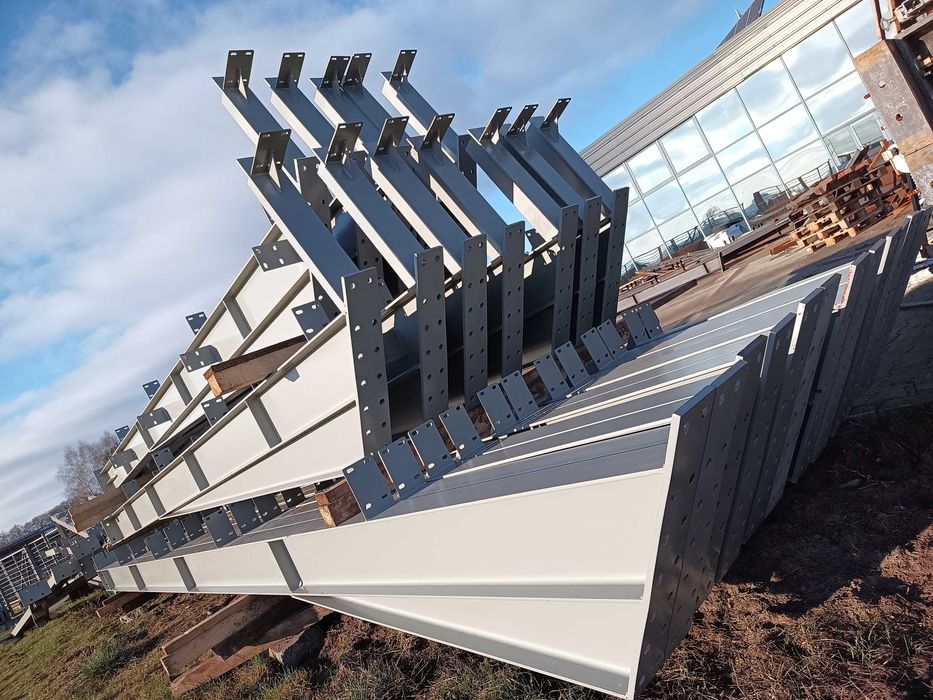 Konstrukcja  hali wiaty stalowa   17 x 30 x 6