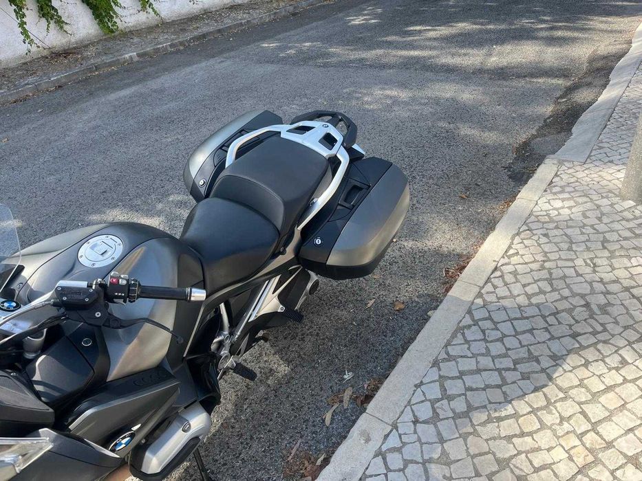 BMW R1200RT 2018 | Conforto e Performance para Grandes Viagens