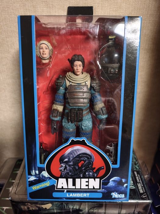Фігурки Neca, Alien, Predator.