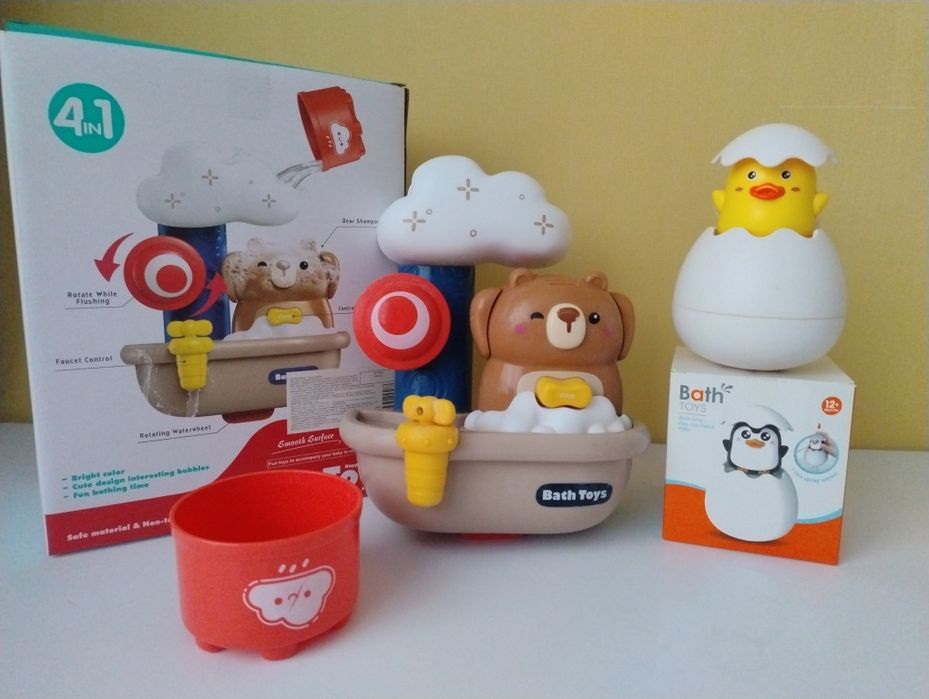 Іграшки для купання, курча фонтан, ведмедик полоскун