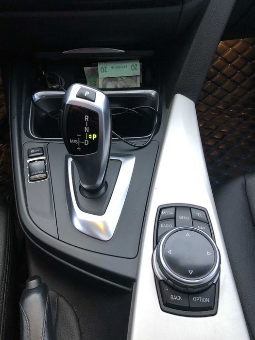 Продам власне авто BMW 320I ОБМІНУ НЕМАЄ