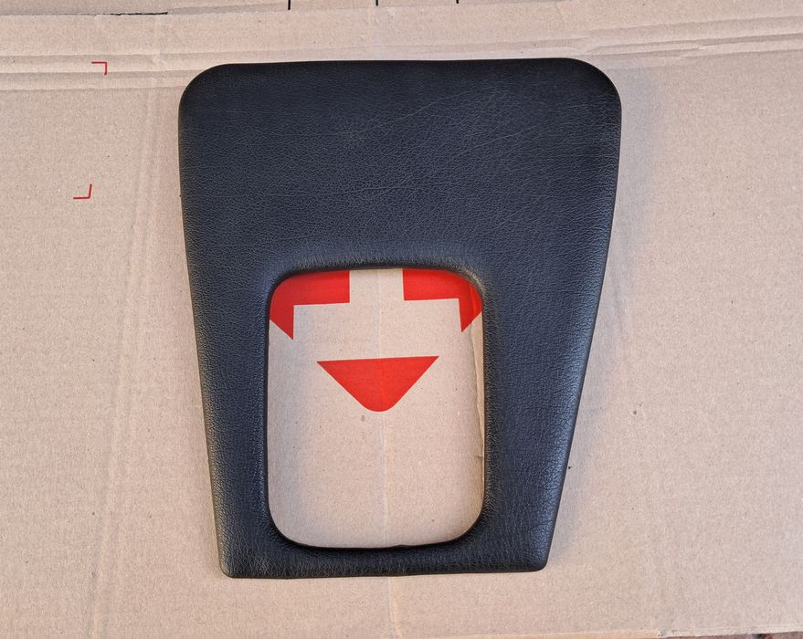 Накладка кпп бмв е34 е32 кожа