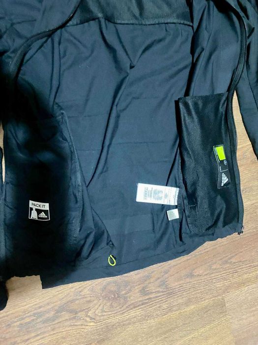 Вітровка Adidas чоловіча чорна