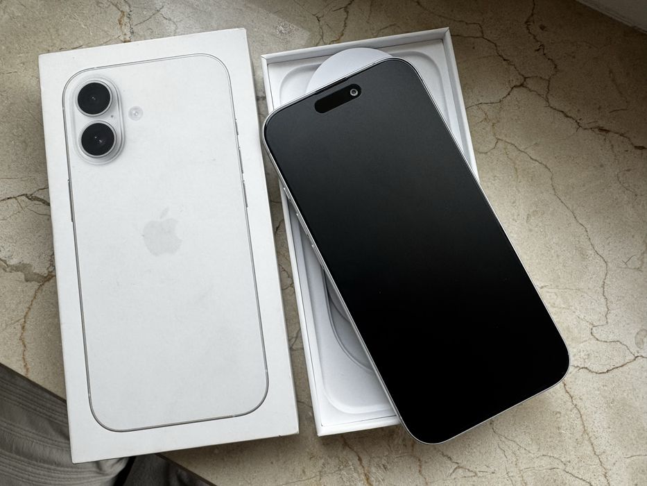 Iphone 16 Bardzo ładny bateria 92% 256GB