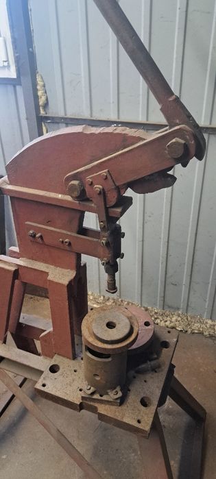 Sprzedam prasę używaną