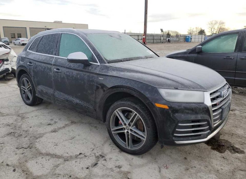 Бампер перед AUDI Q5 II FY SQ5 розборка ауді передок