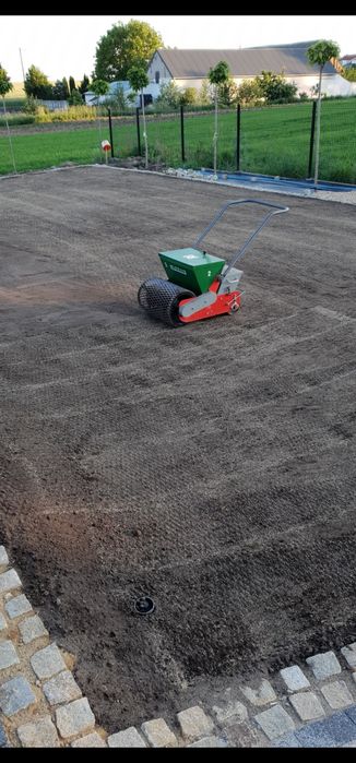 Wynajem Siewnik do trawy Sembdner RS 50,  trawa jak z rolki