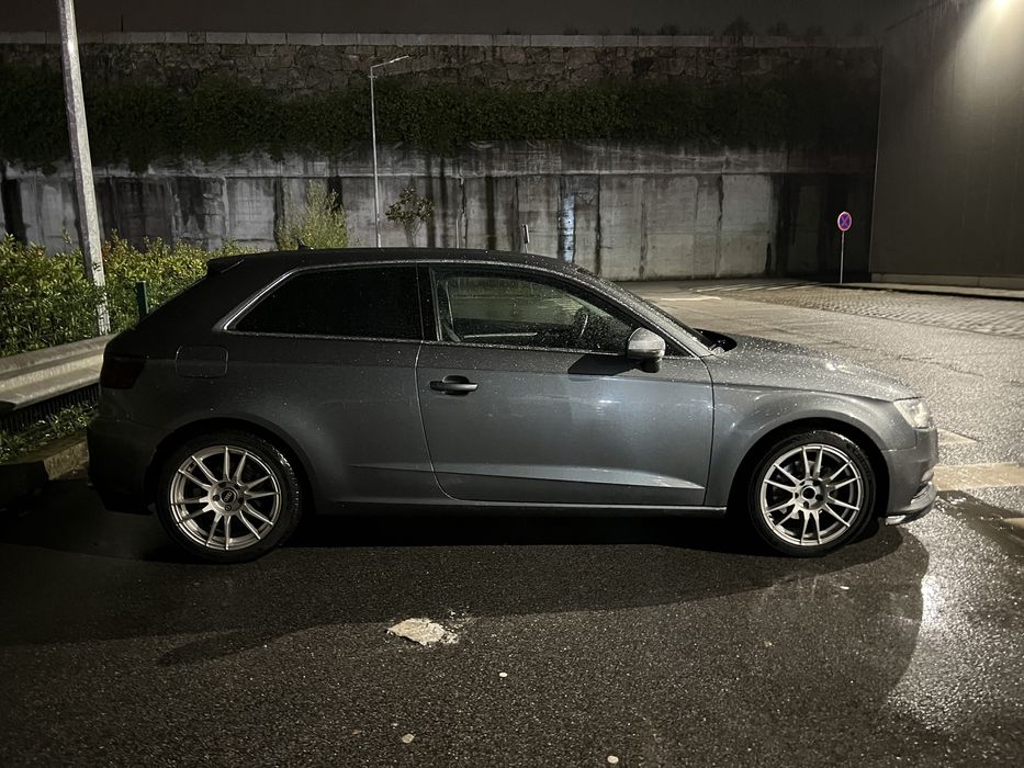 Audi A3 1.6 TDi - Valor Negociavel