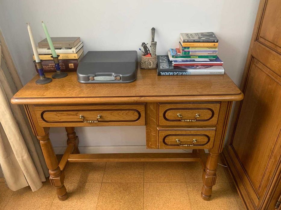 Secretária vintage + cadeira