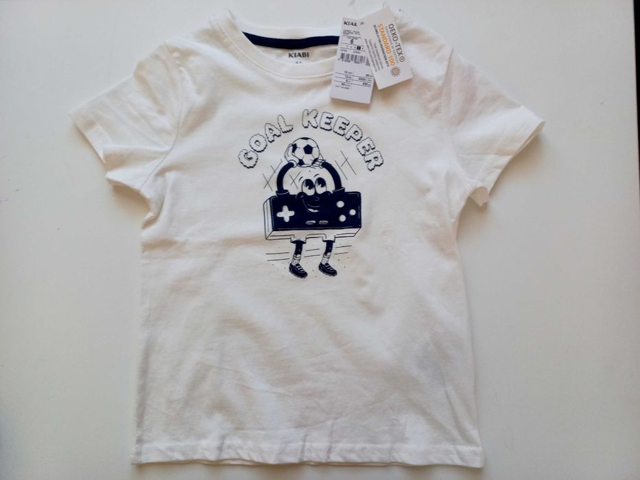Футболка Kiabi на 6 р (114-119 см)