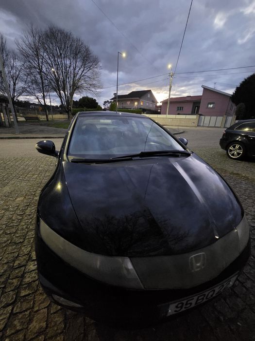 Honda Civic 2006 - gasolina e manual