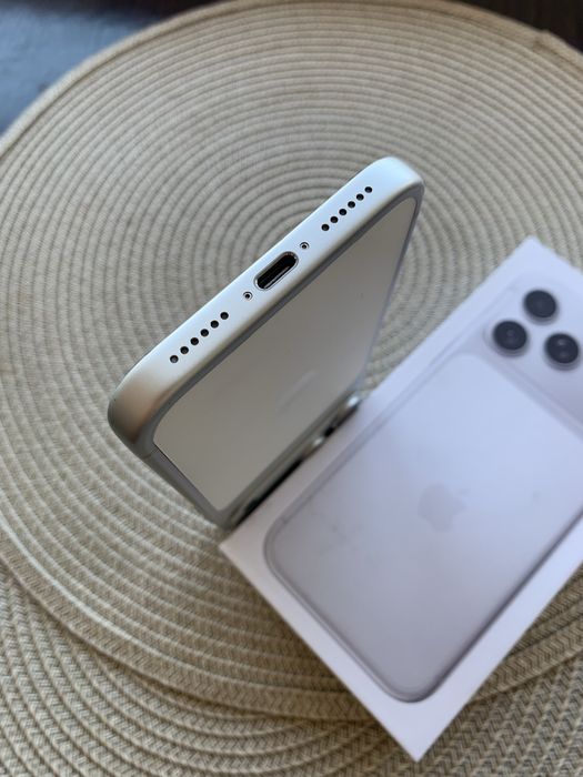 Продам IPhone 17 PRO MAX 512 Neverlock