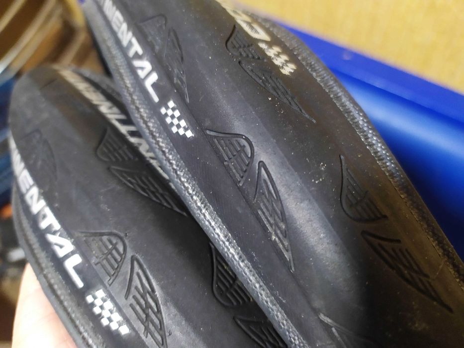 Покришка 28, Continental Grand Prix 4000 S II, 23с