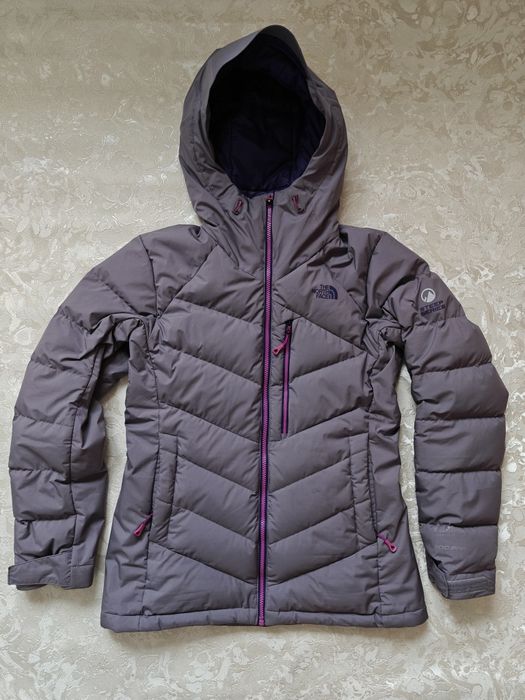 Жіночої гібридна куртка The North Face point it down