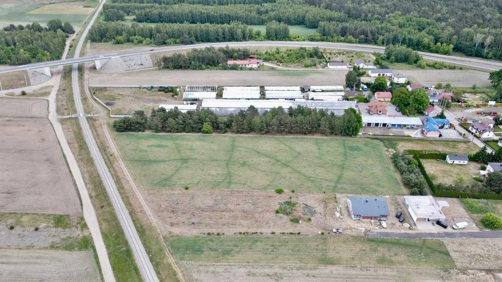 Działka budowlana 1430 m² ul.Sikorskiego - Więcej