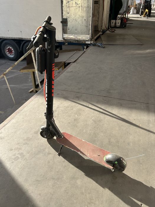 Електросамокат laym