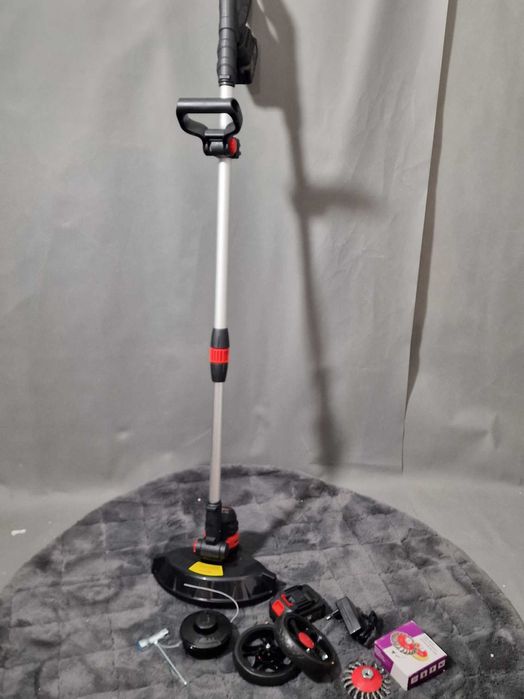 Podkaszarka do trawy z akumulatorem i szczotką do chwastów