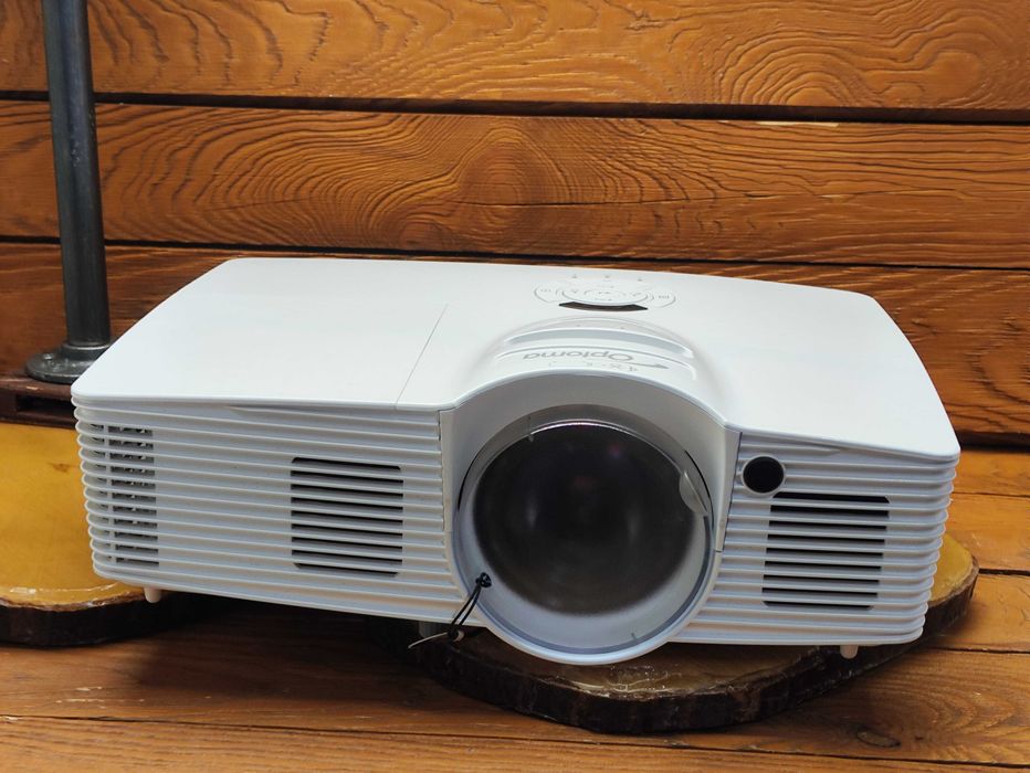 Projektor Optoma GT1080e 3000 lumenów Full HD 3D DLP