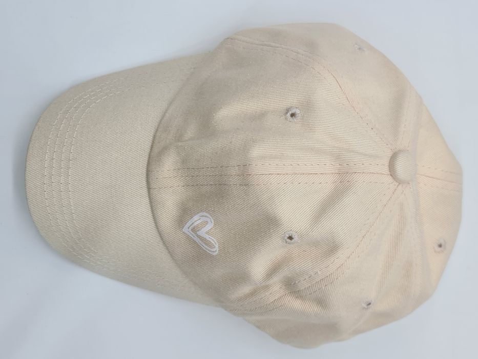 Boné beje para criança - novo