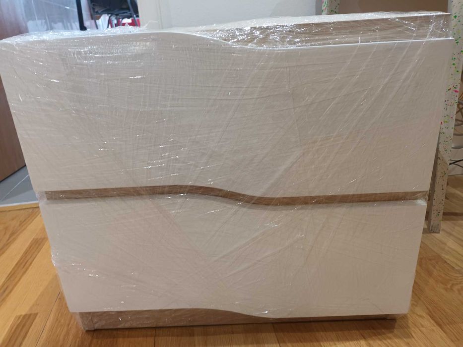 mesa de cabeceira nova!