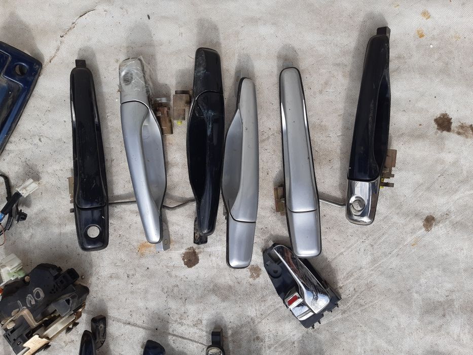 Замок дверей ручка дверей Mitsubishi Outlander  замок багажника