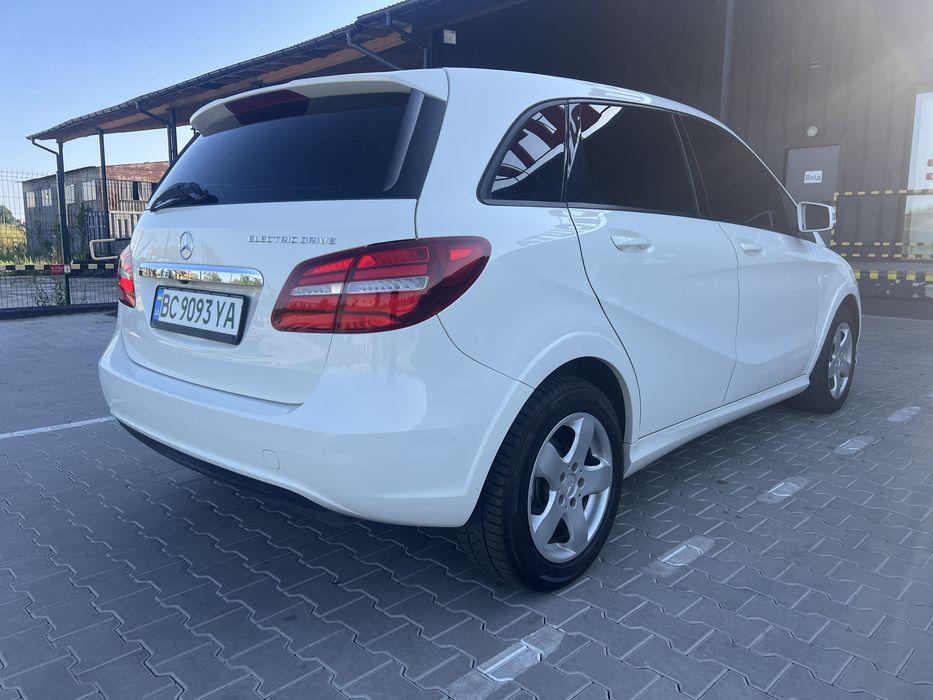 Mercedes B 250 електро 2015 31 kwt