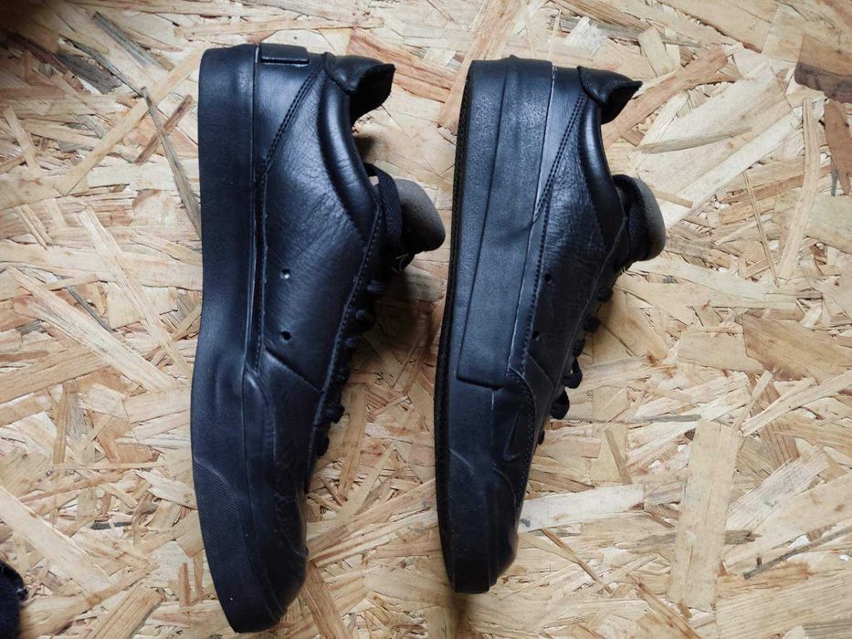 Кросівки NIKE р42,5 (кроссовки)