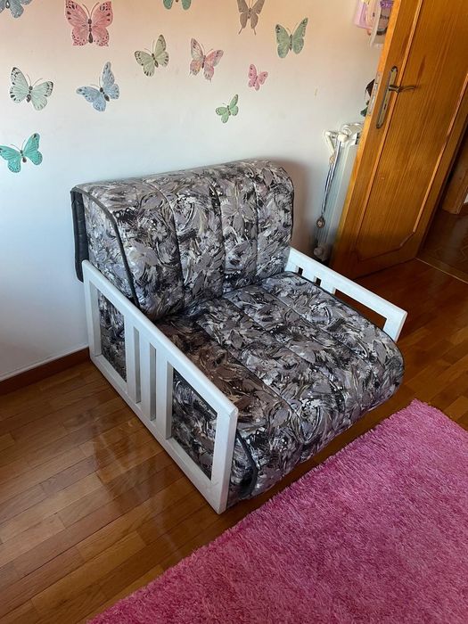 Cama + armário e oferta sofá cama