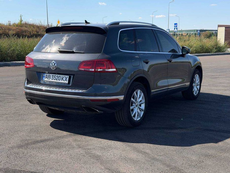 Продам Volkswagen Touareg 2015 року. V6 3.0 TDI, 193 кВт / 262 к.с.,  автомат, повний привід та пневмопідвіска.