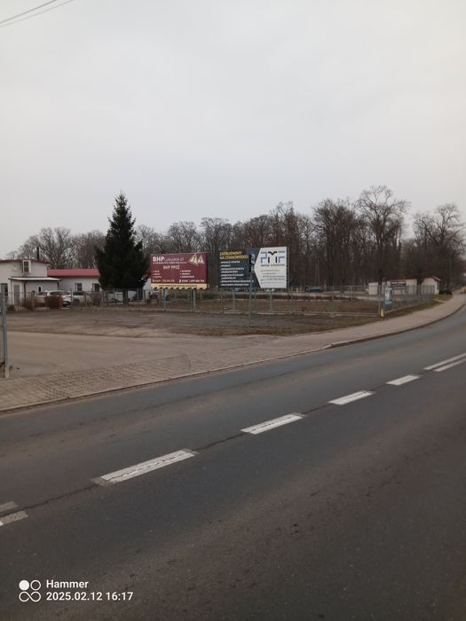 Plac w atrakcyjnej lokalizacji