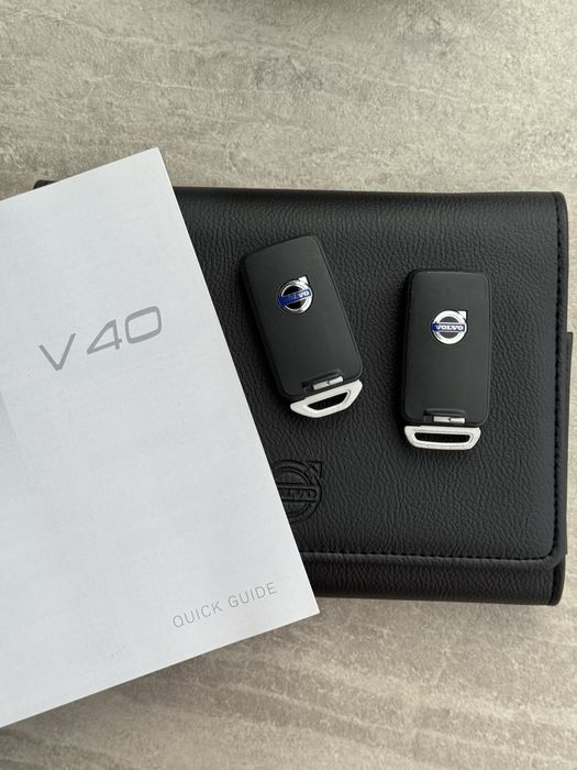 Volvo V40 economico e seguro (5.1L/100km)