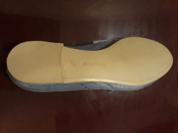 Женские топсайдеры.