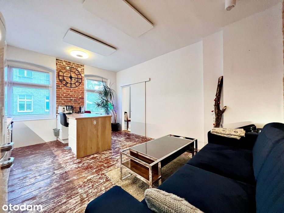 * 2 pokoje / po remoncie / Manhattan *