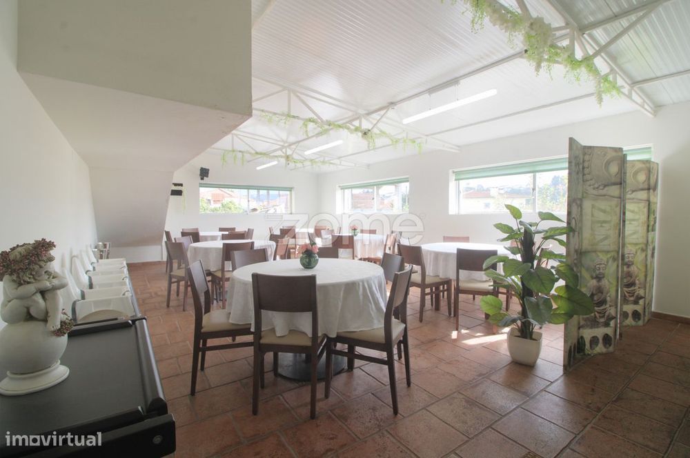 Trespasse Restaurante, Churrasqueira e Take-Away, Trofa (EN)
