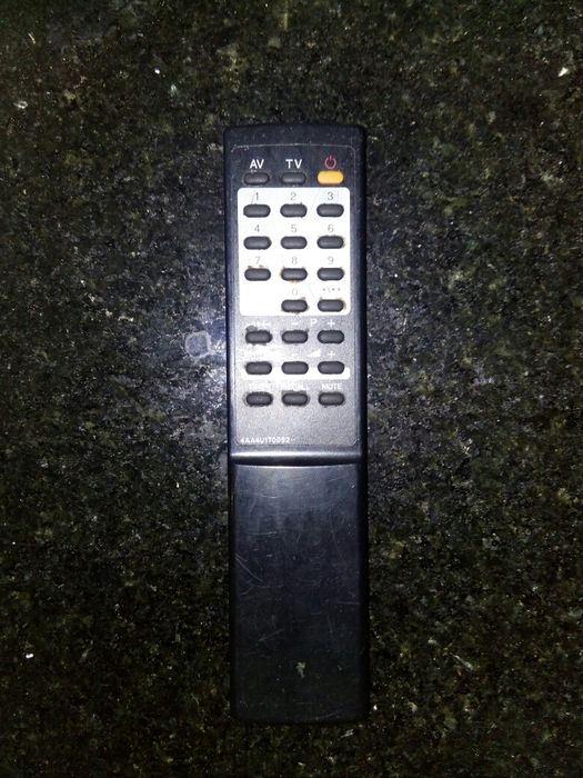 Vendo comando para TV SANYO