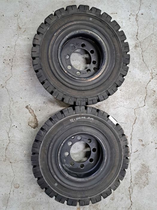 Koła do wózka widłowego Toyota, opona pełna 7.00-12 Solideal - używane