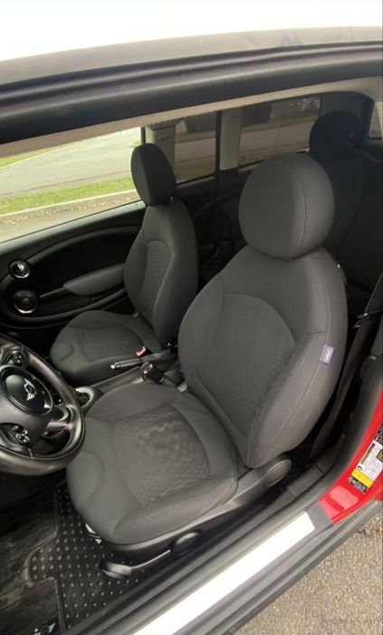 Продаю MINI Cooper CLUBMAN 2010