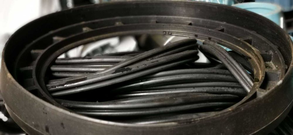 Uszczelka manszetowa, Manszeta gumowa