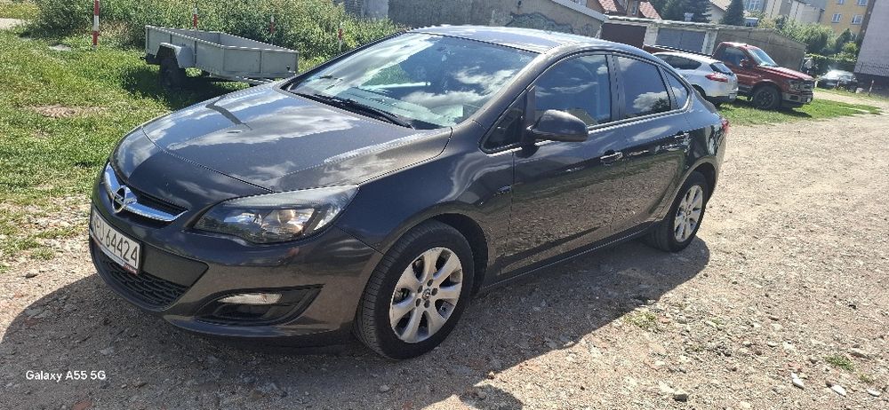 Opel Astra J 2016 r Gaz