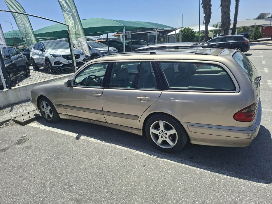 Mercedes E220 CDI 143cv