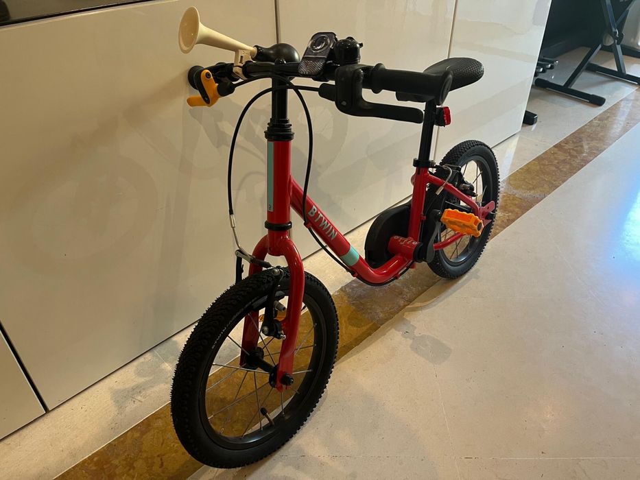 Bicicleta de balanco + pedais